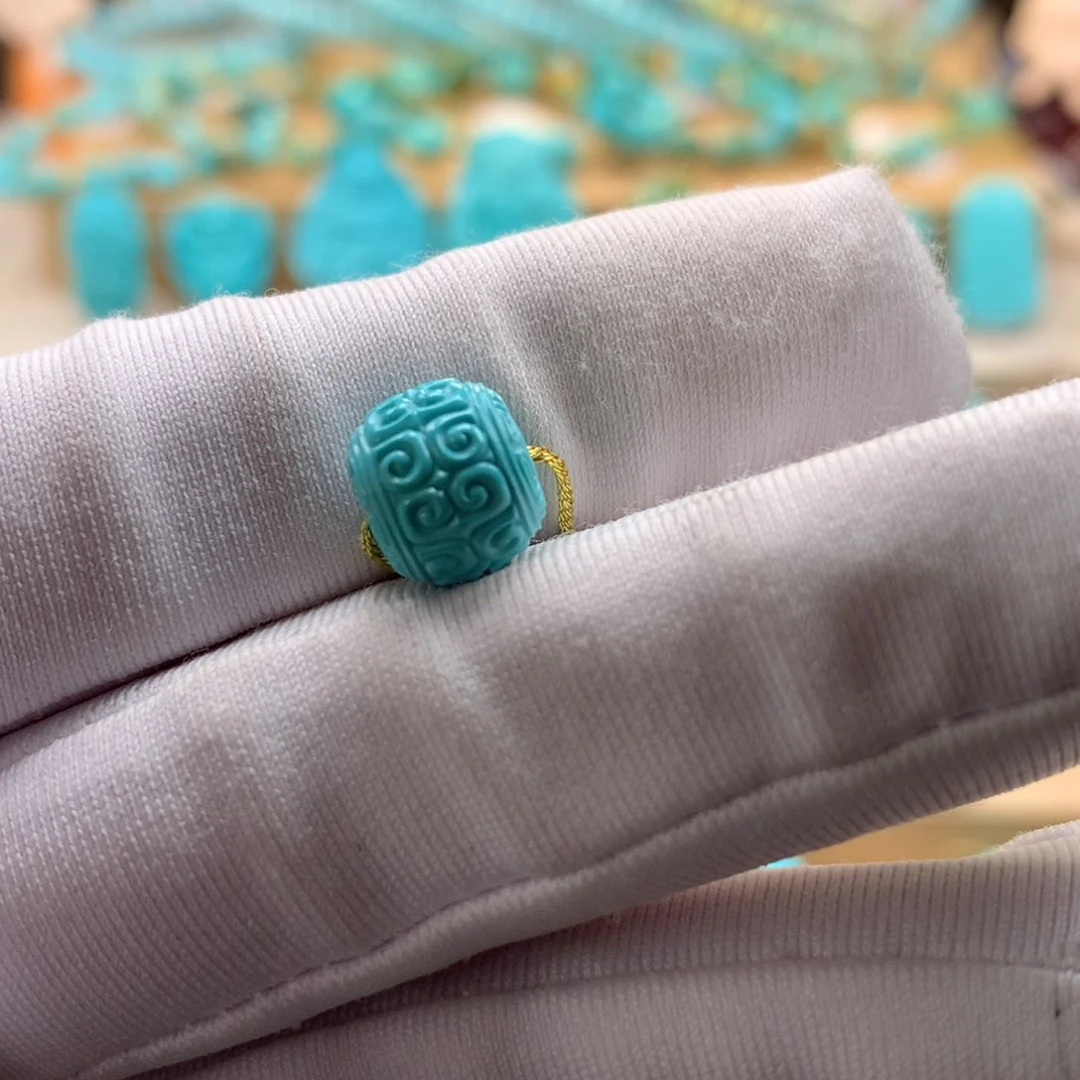 未镶嵌绿松石珠宝奇石