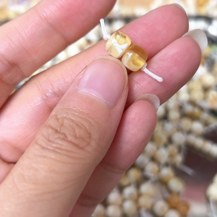 裸石蜜蜡未镶嵌7.1mm一对