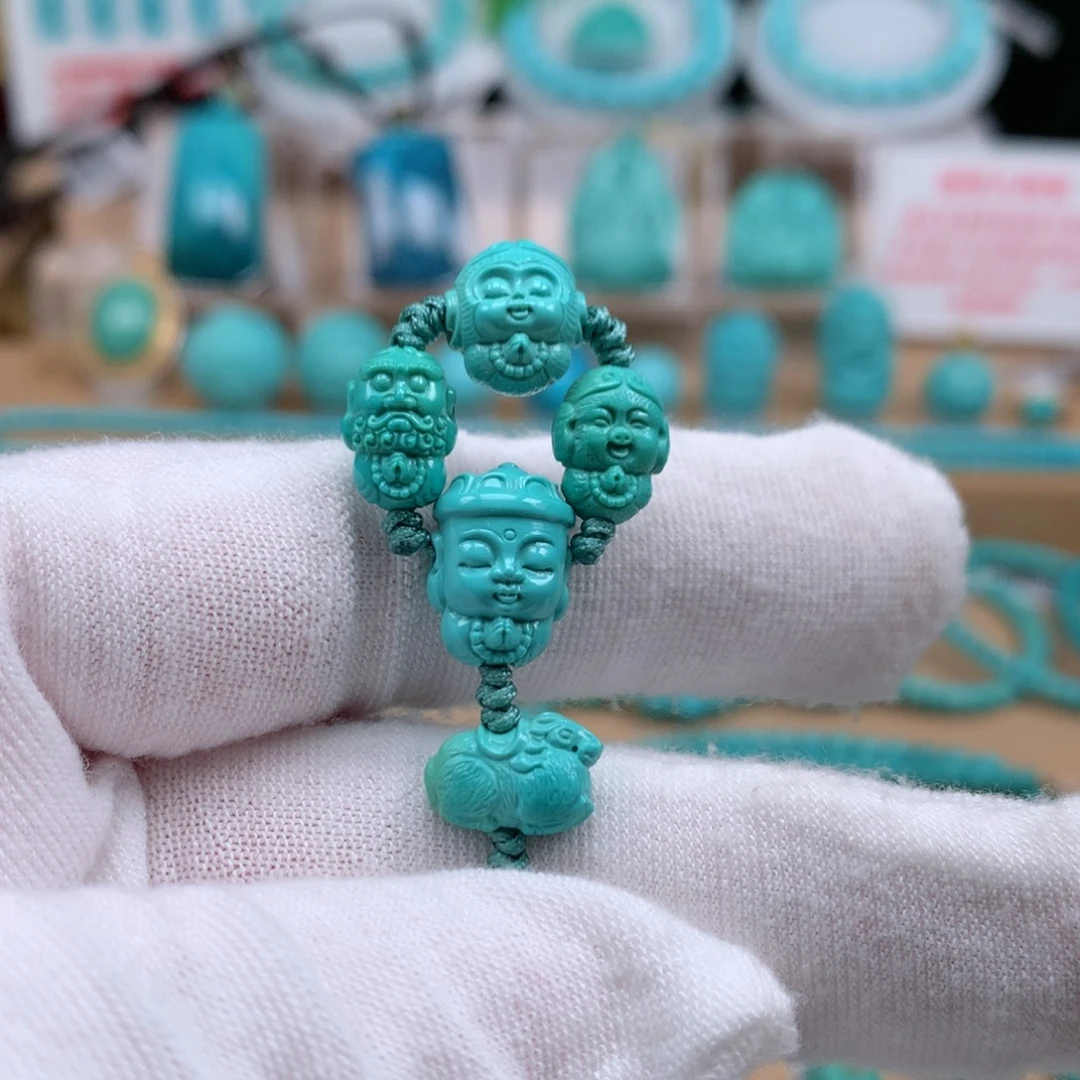 绿松石未镶嵌珠宝奇石