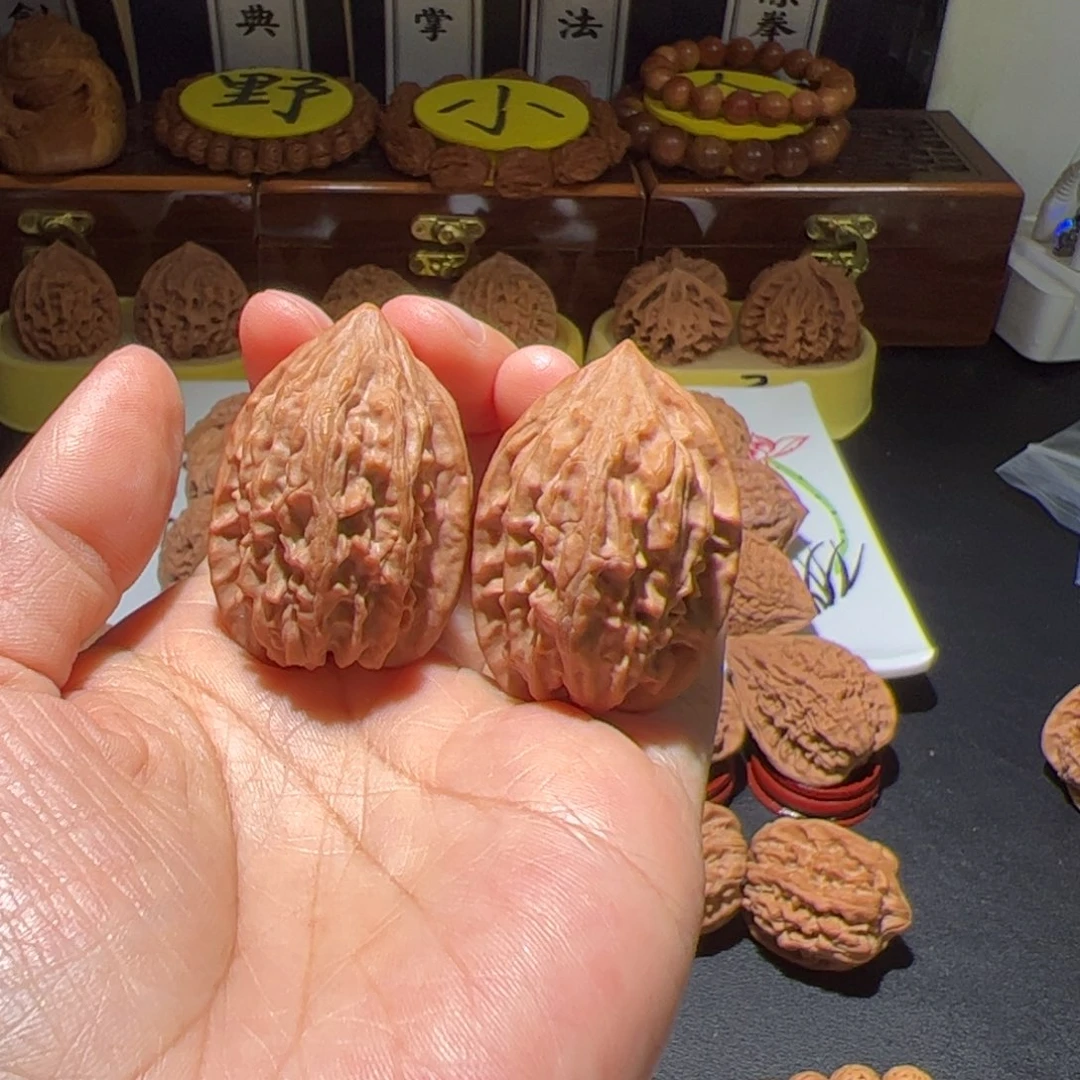 煮***姨把件文玩核桃战天鸡心