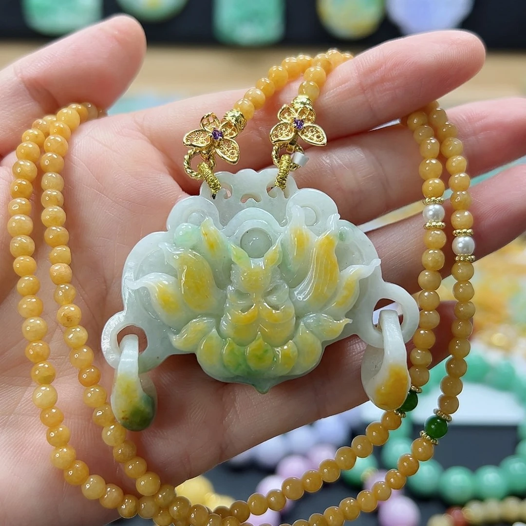 颈饰未镶嵌翡翠吊坠