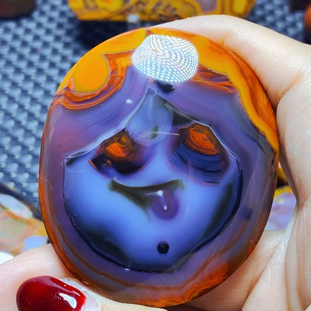 未镶嵌颈饰玛瑙/玉髓财**郎