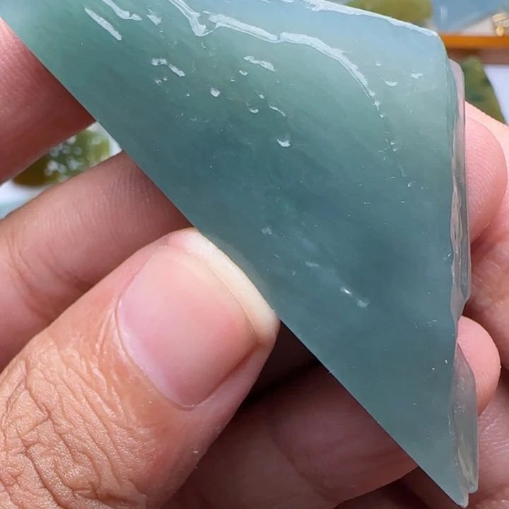 定制翡翠未镶嵌不包工