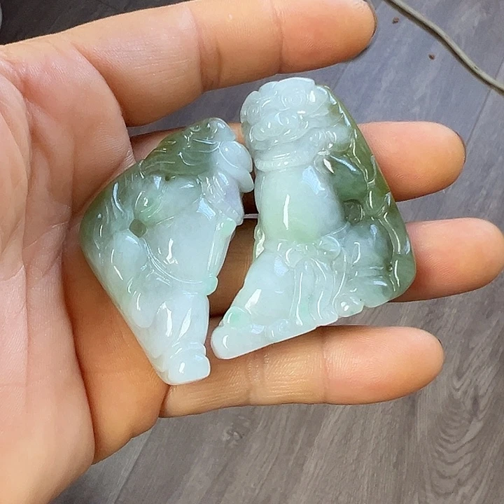 和田玉未镶嵌颈饰大**