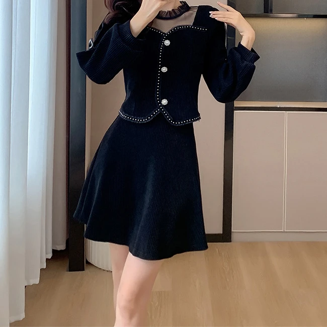 秋冬新款时尚网纱蝴蝶结减龄甜美遮肉设计感两件套黑色名媛长袖女