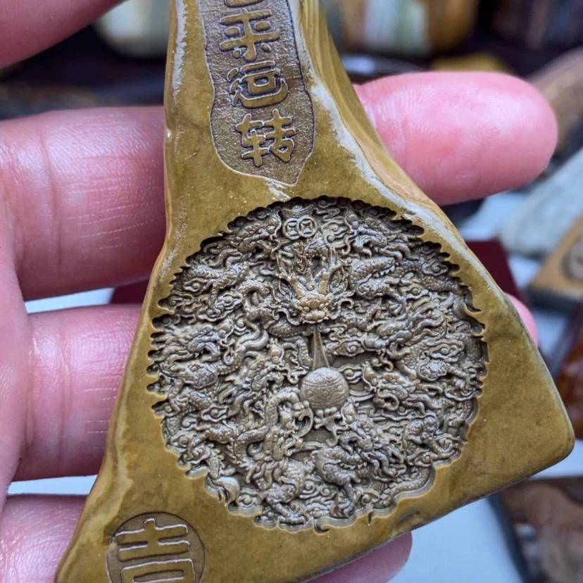 【闪购商品】原石雕刻手把件