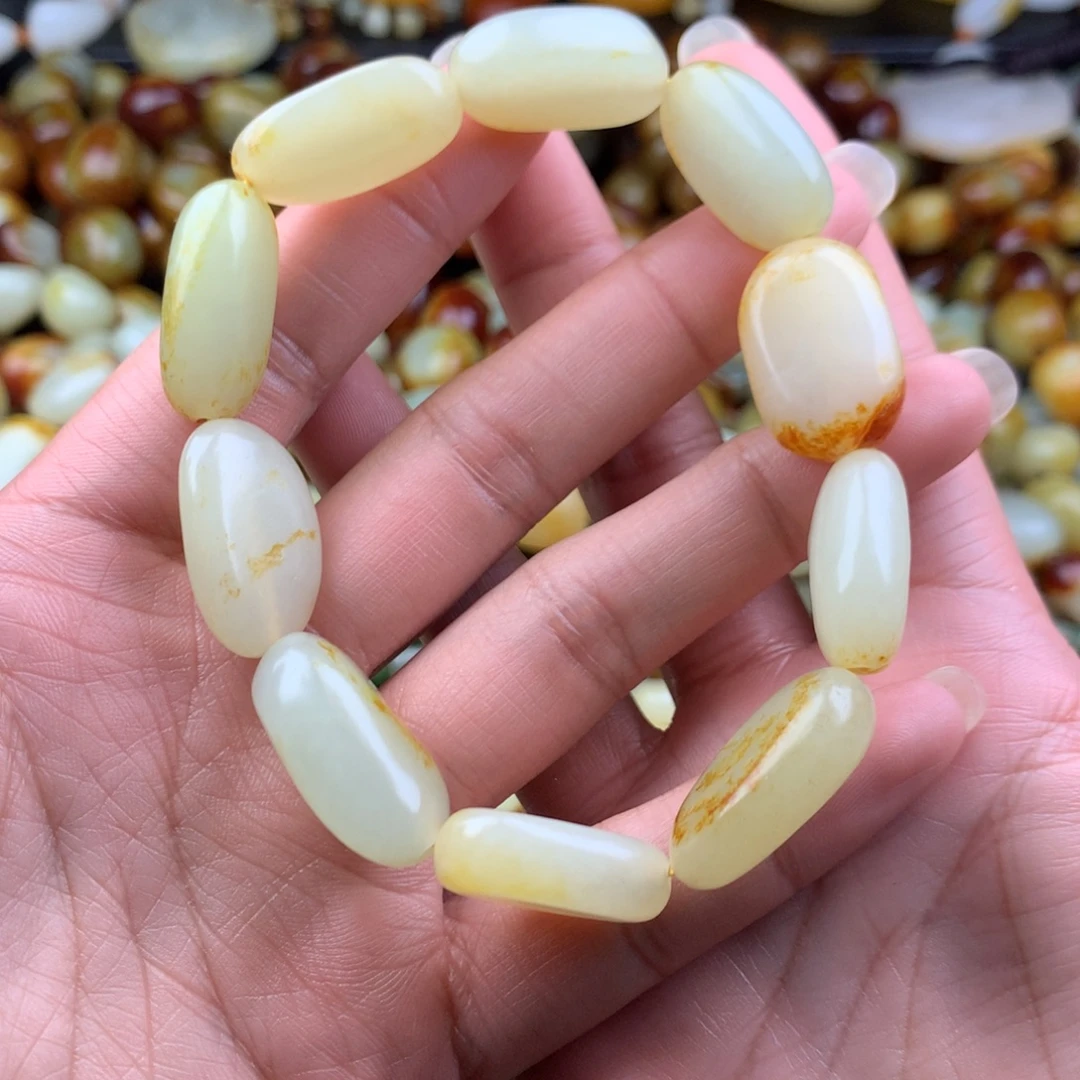 和田玉未镶嵌手链