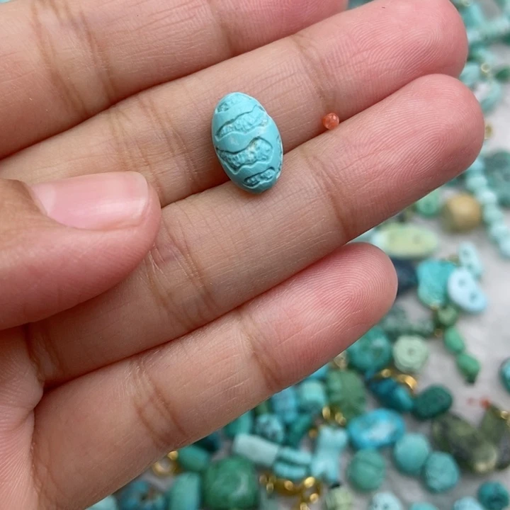 南红玛瑙未镶嵌珠宝奇石