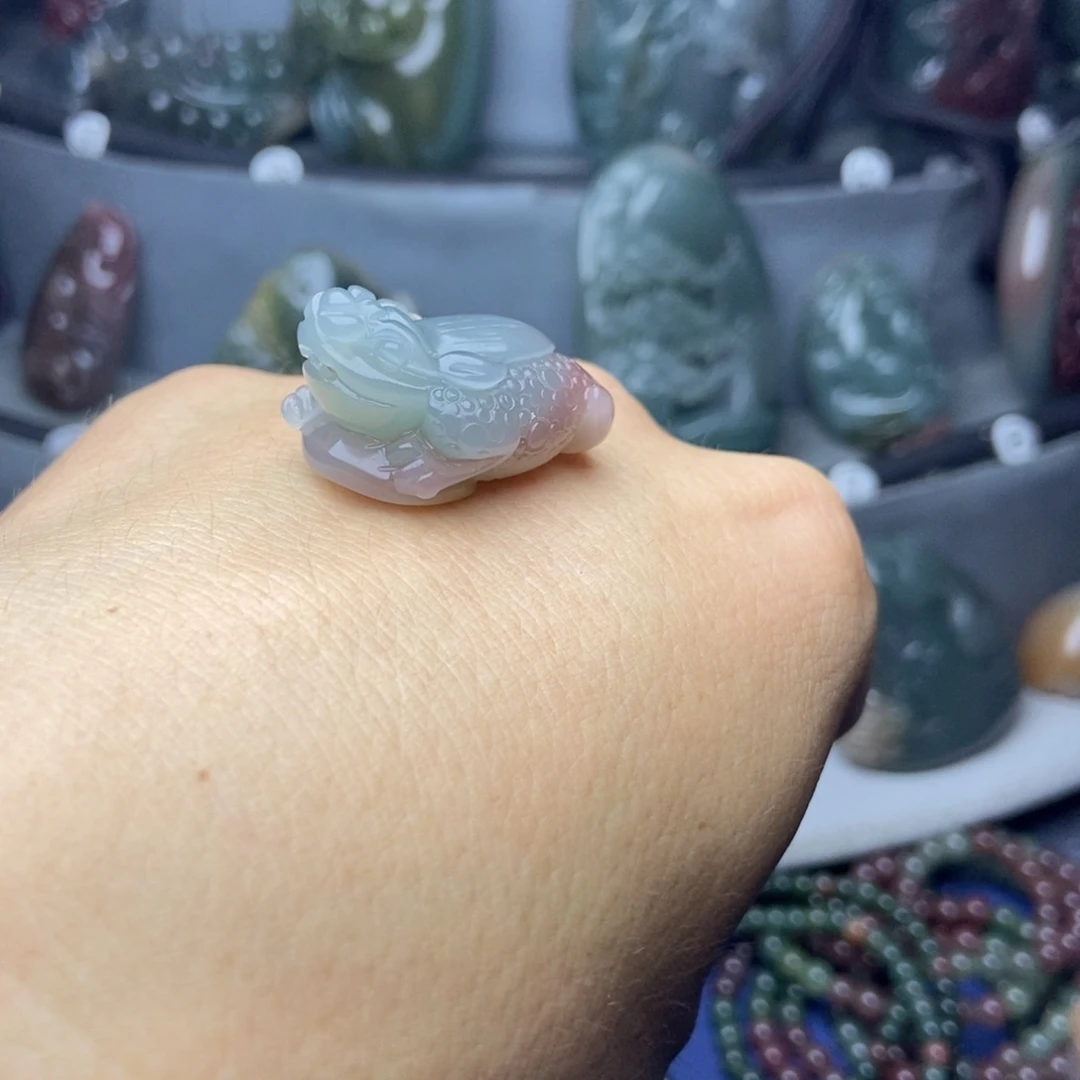 未镶嵌颈饰玛瑙/玉髓