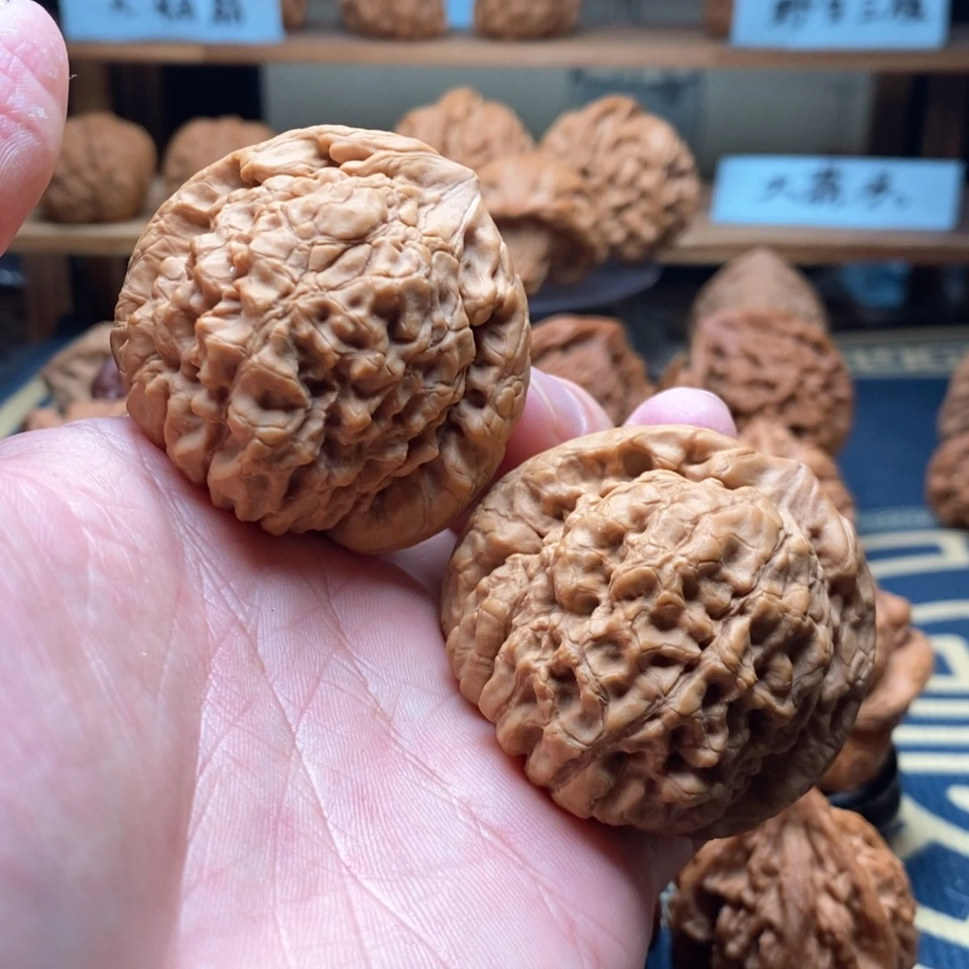 谭***@吊坠文玩核桃48龙鼎