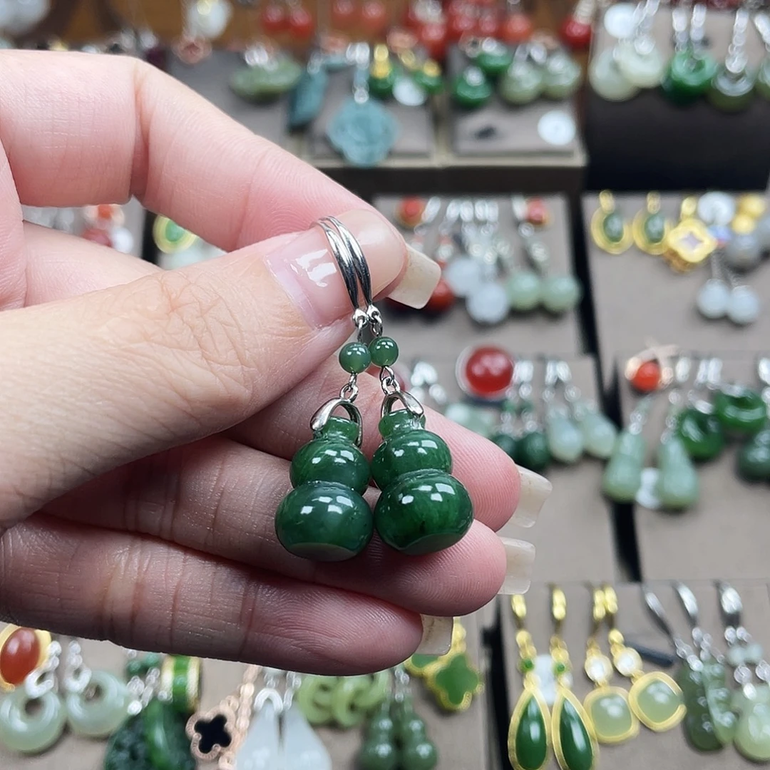 和田玉银S925镶嵌耳坠