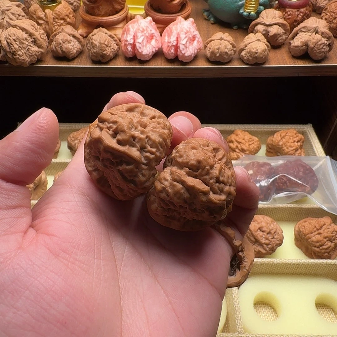 文玩核桃把件K****?蛤蟆头