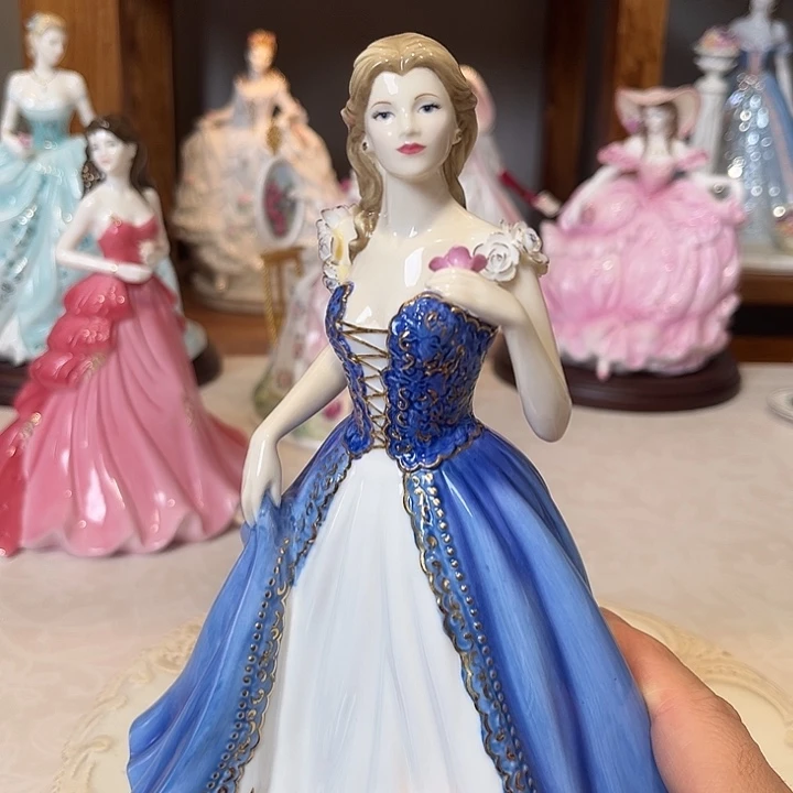 欧洲中古瓷器摆件