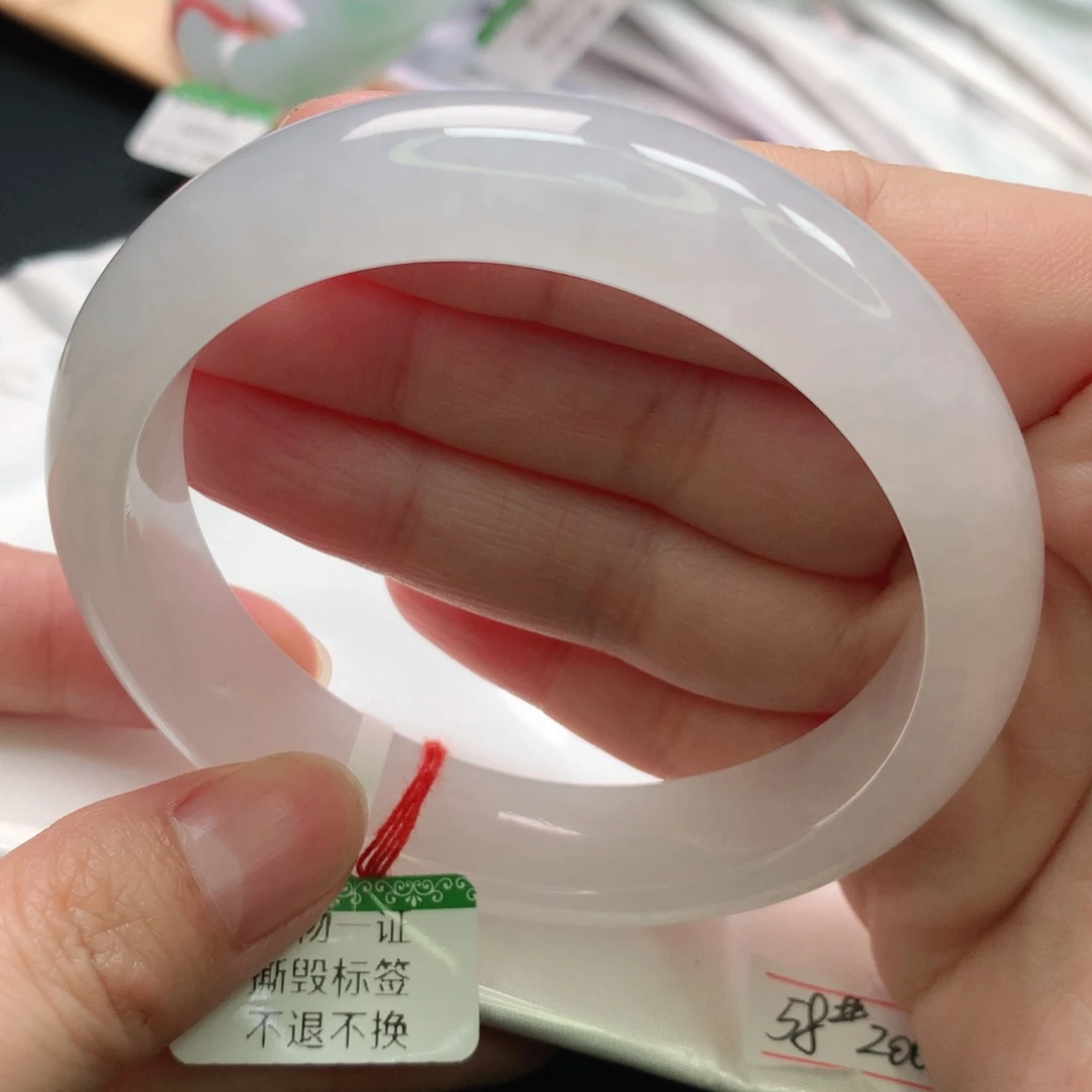 翡翠手镯未镶嵌5859圈