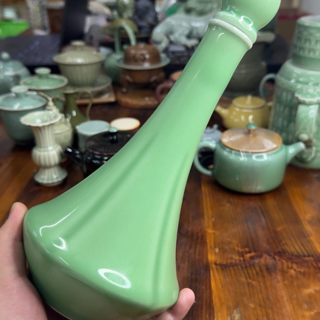小仲龙泉青瓷微瑕8031