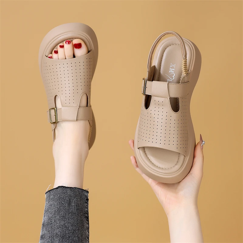 时尚休闲外穿厚底凉鞋女2025夏季新款超火复古配裙子显脚小罗马鞋