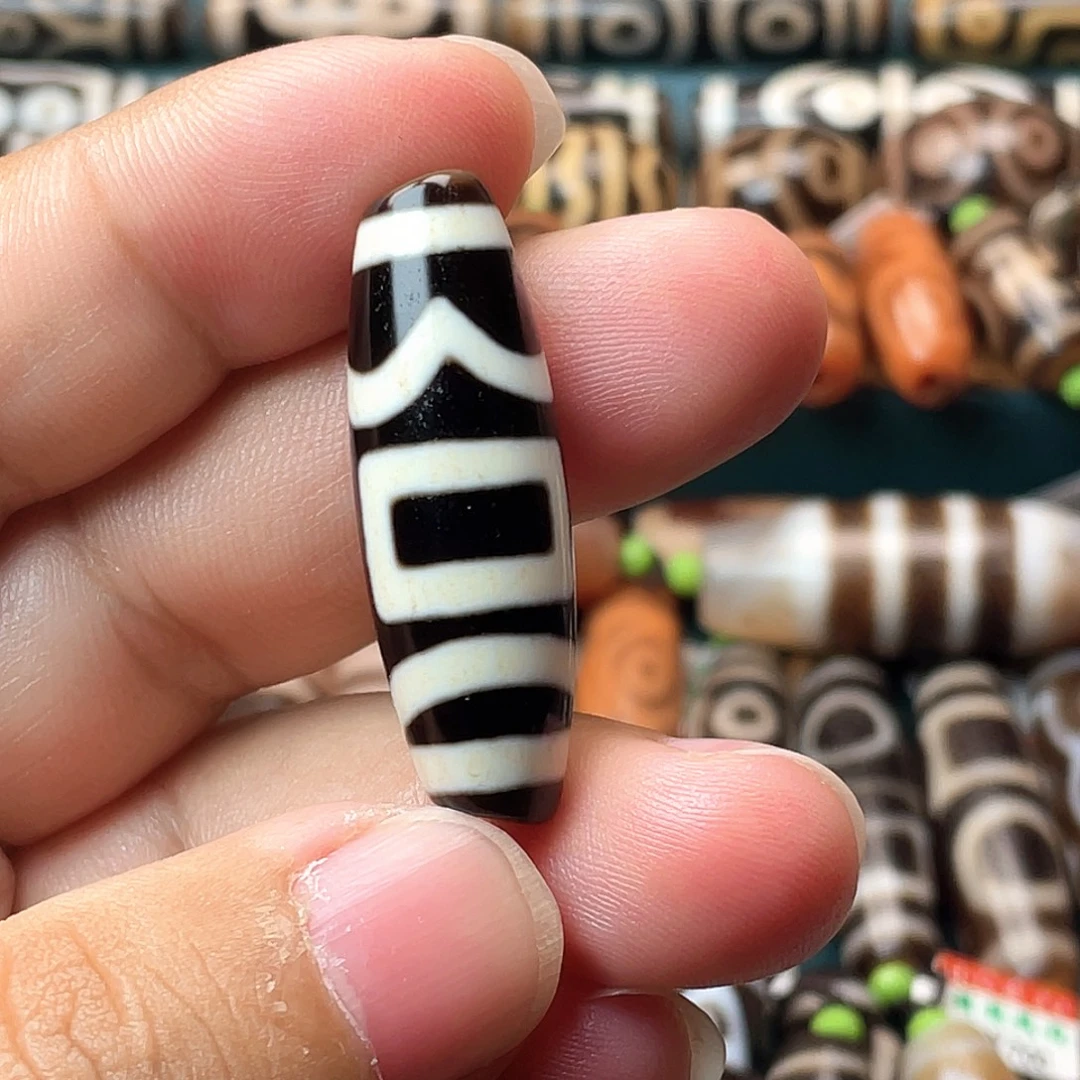 玛瑙/玉髓合金耳饰朱砂息增怀