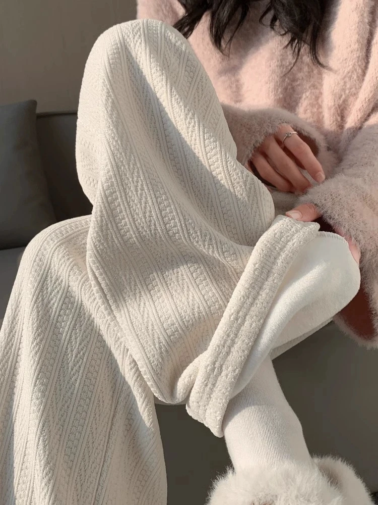 300斤女秋冬加绒高腰宽松显瘦直筒裤胖mm大码雪尼尔人字纹阔腿裤