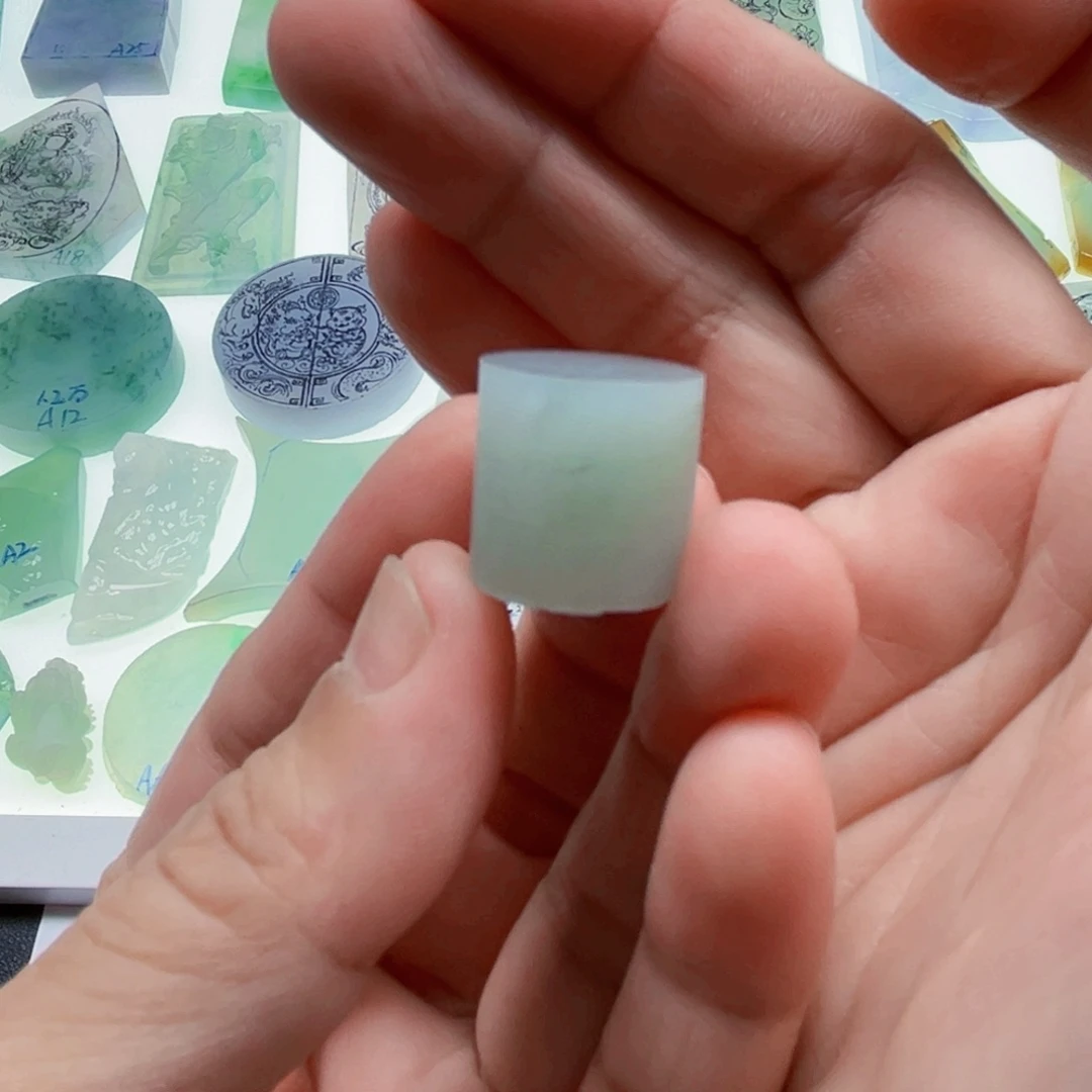 定制翡翠未镶嵌天然翡翠a货