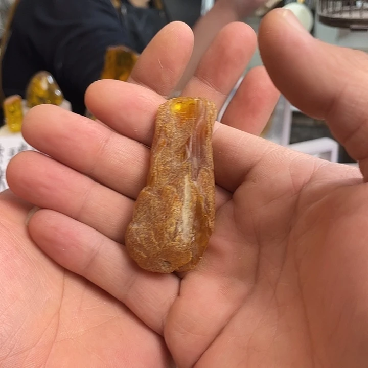 梦***来定制琥珀未镶嵌天然琥珀蜜蜡