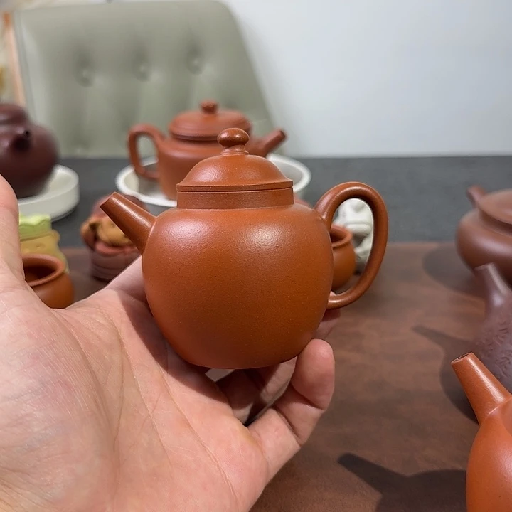 两***点紫砂茶壶降破泥巨轮