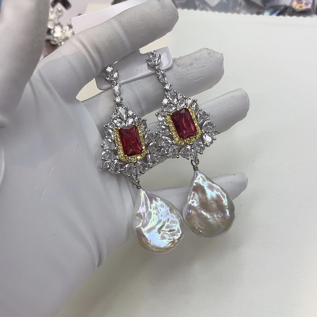 淡水珍珠合金耳饰