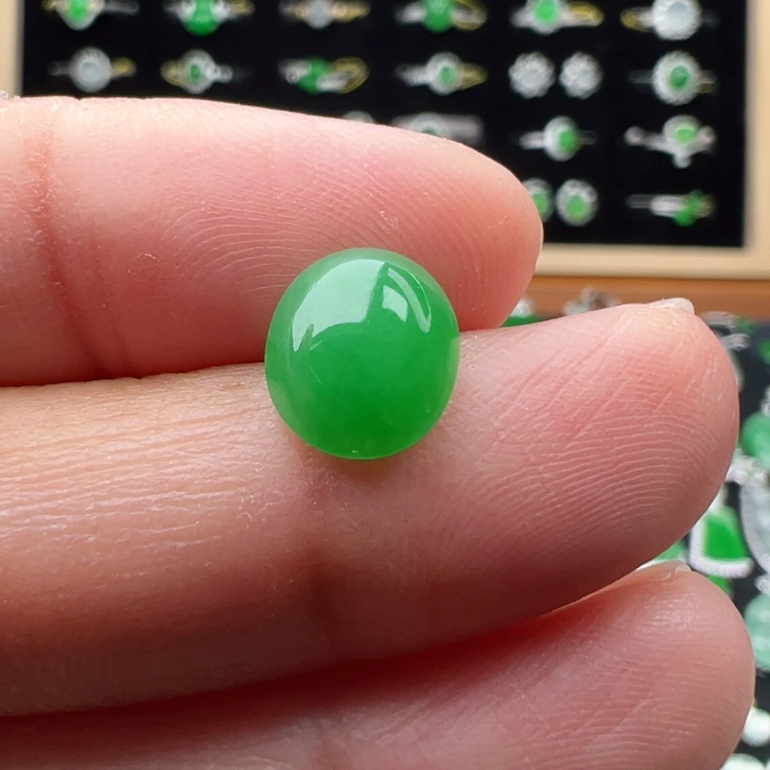 翡翠未镶嵌颈饰蛋9.3