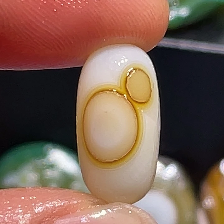 玛瑙/玉髓未镶嵌珠宝奇石