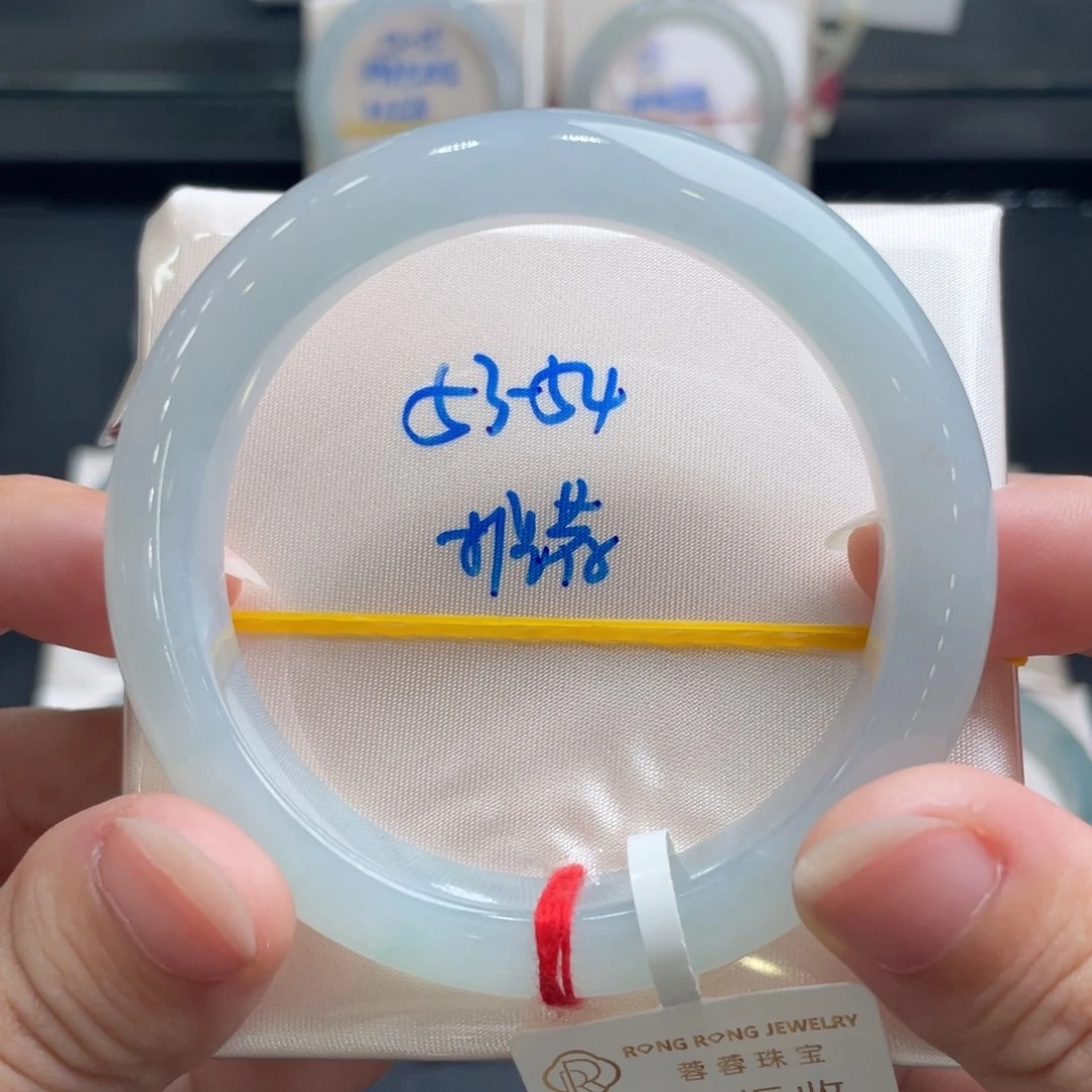 翡翠未镶嵌手镯翡翠手镯