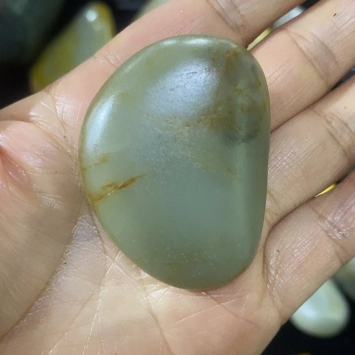 未镶嵌和田玉（糖玉）挂件