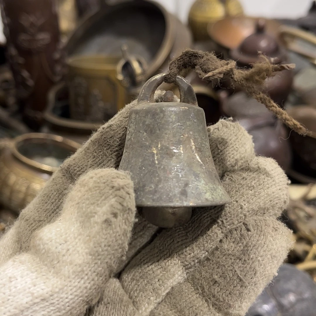 人***兵闪电购铜摆件工艺品