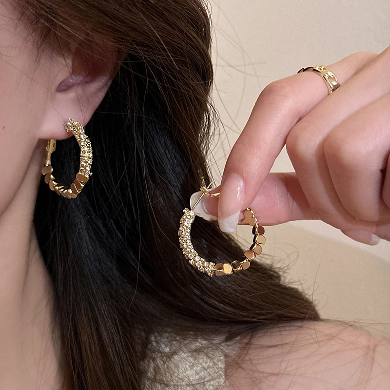 合金耳饰 金色碎银子耳环新款爆款高级感耳圈轻奢小众设计耳钉女