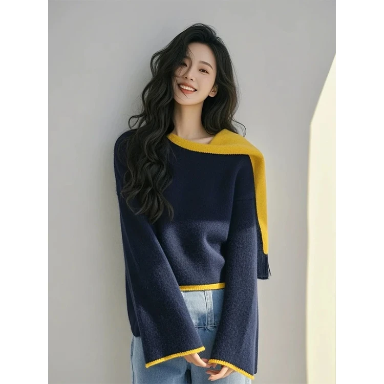 今年流行漂亮设计感上衣藏蓝色喇叭袖围脖领宽松内搭针织毛衣女春