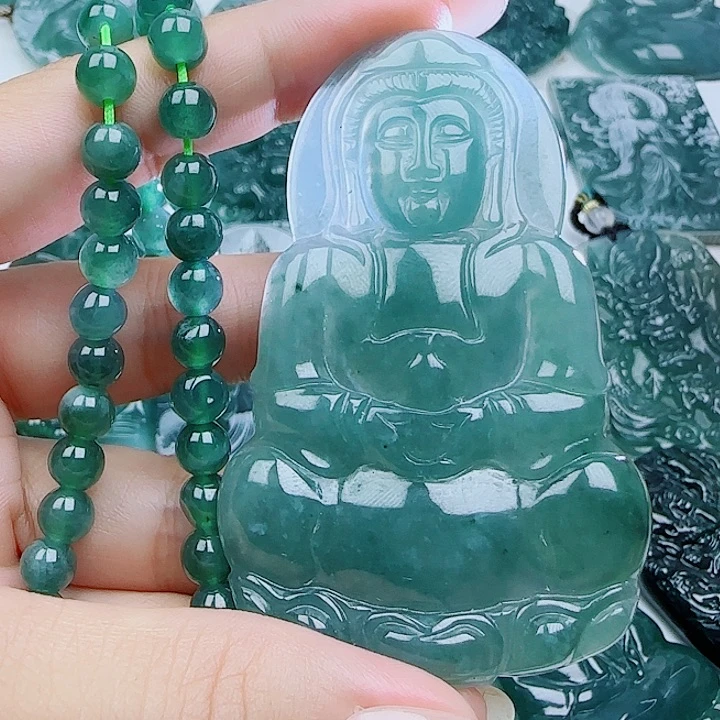 翡翠未镶嵌颈饰多样性发货天然的A货翡翠