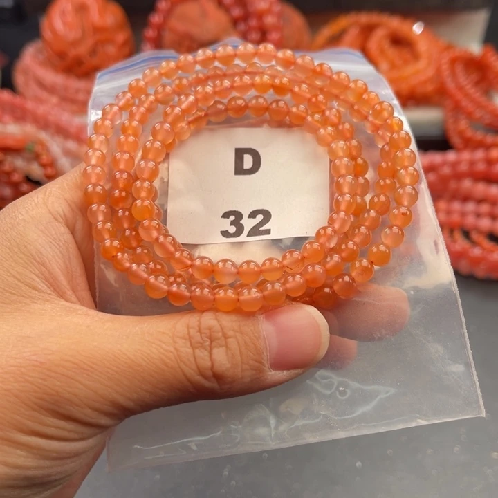 南红玛瑙未镶嵌多样性发货默认微瑕称重5mm