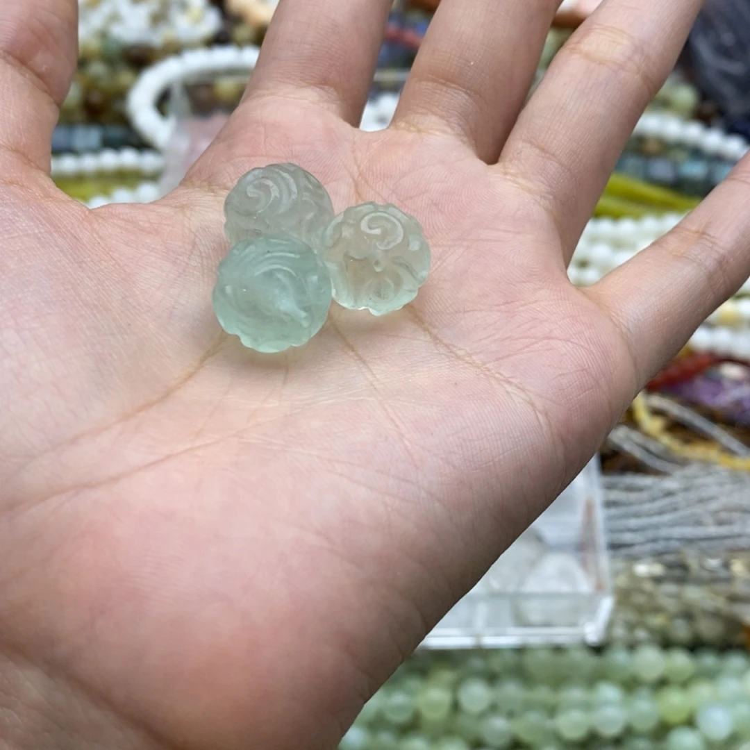未镶嵌玛瑙/玉髓珠宝半成品一个14mm薄荷曼波绿萤石回纹珠
