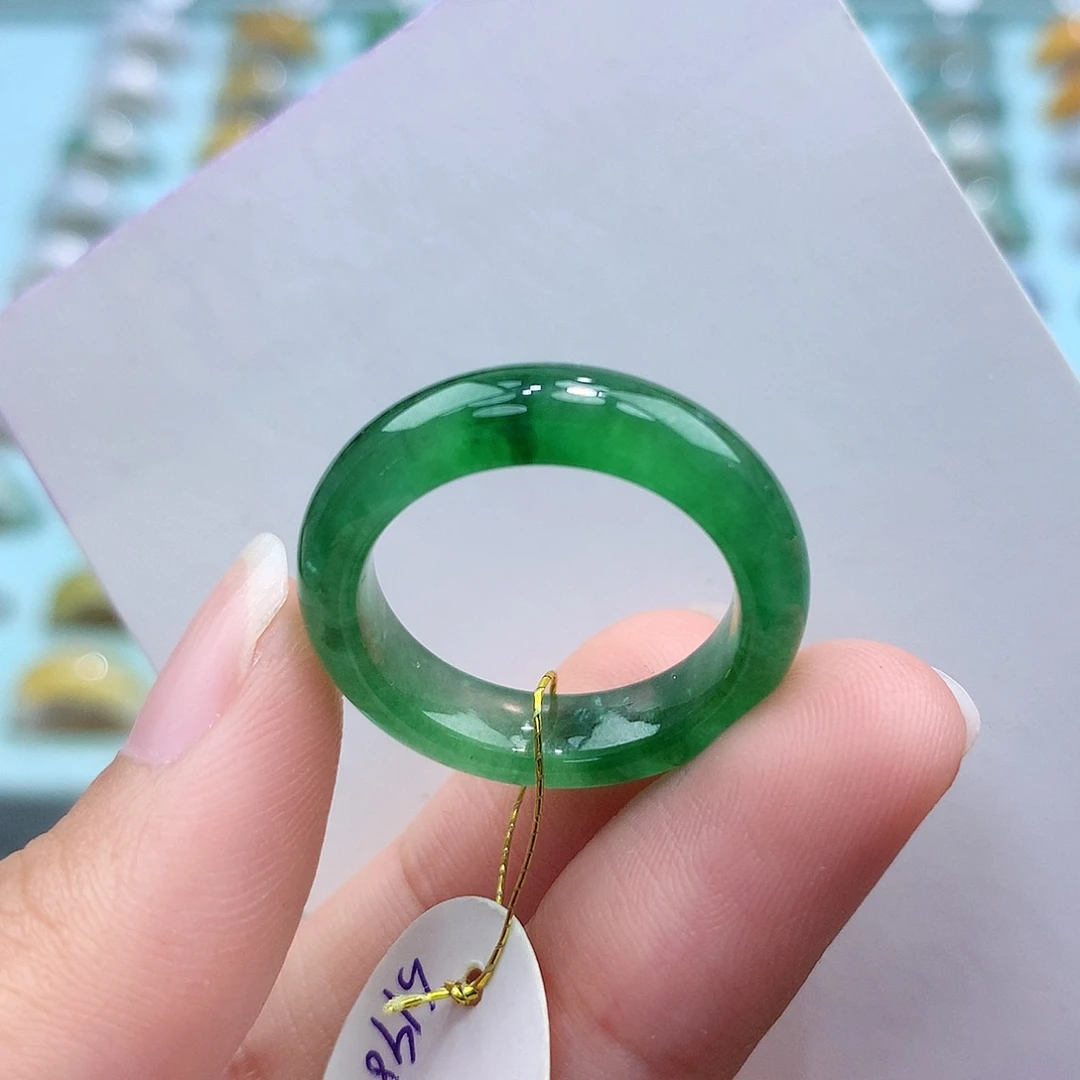 未镶嵌戒指翡翠18圈