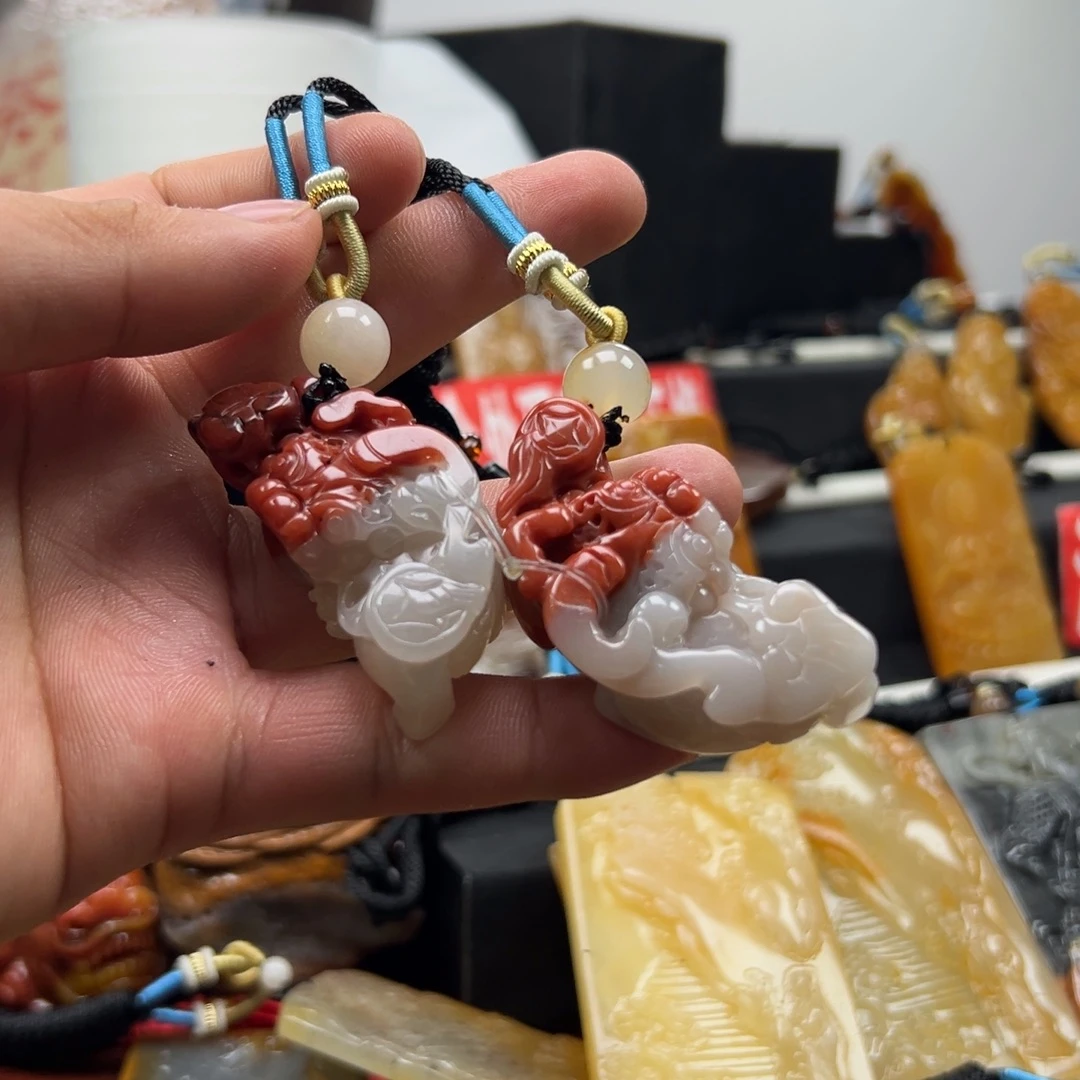石英质玉（黄龙玉）未镶嵌多选发其一