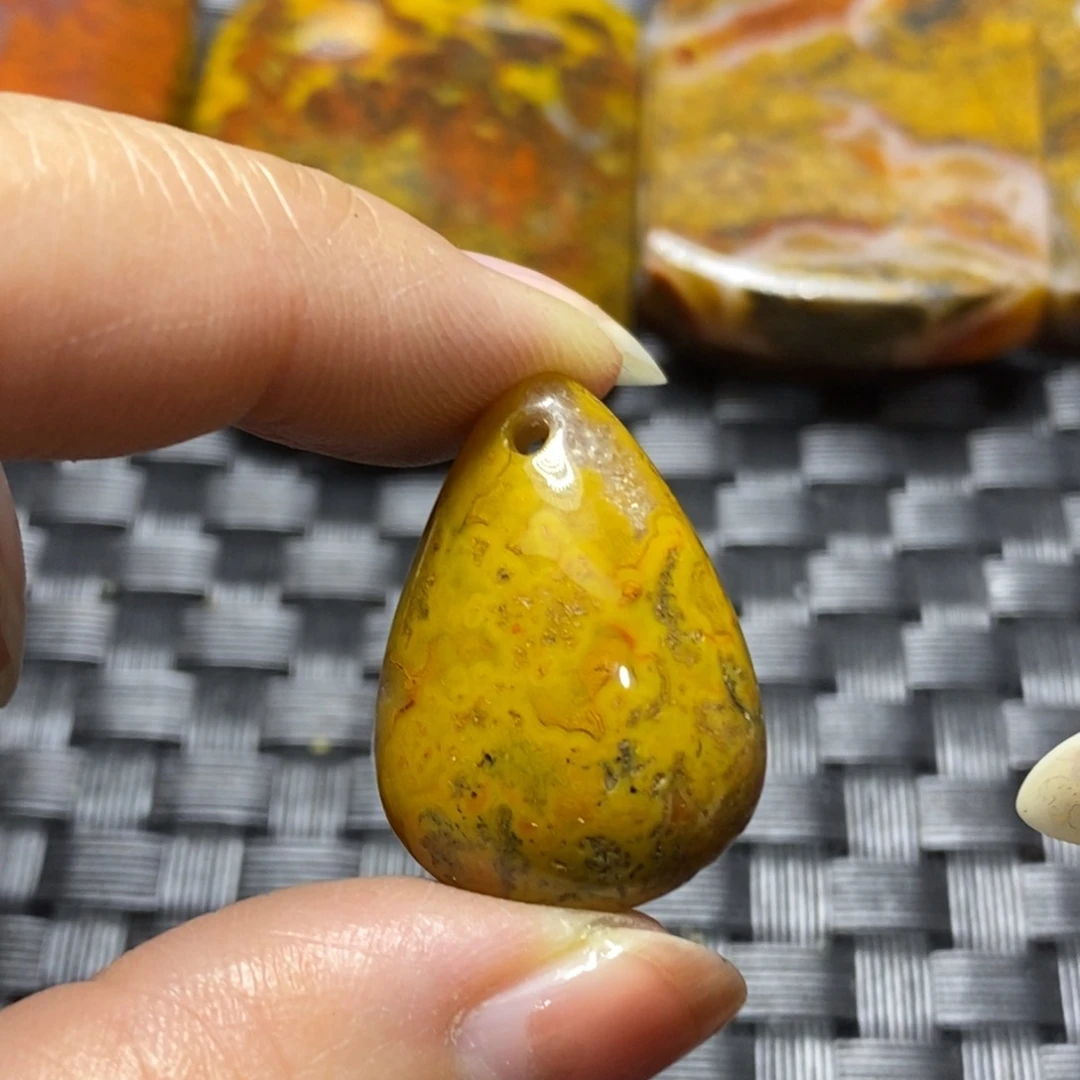 玛瑙/玉髓挂件未镶嵌