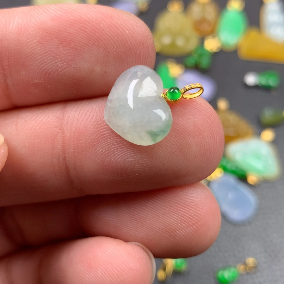 【闪购商品】颈饰18K金镶嵌翡翠翡翠