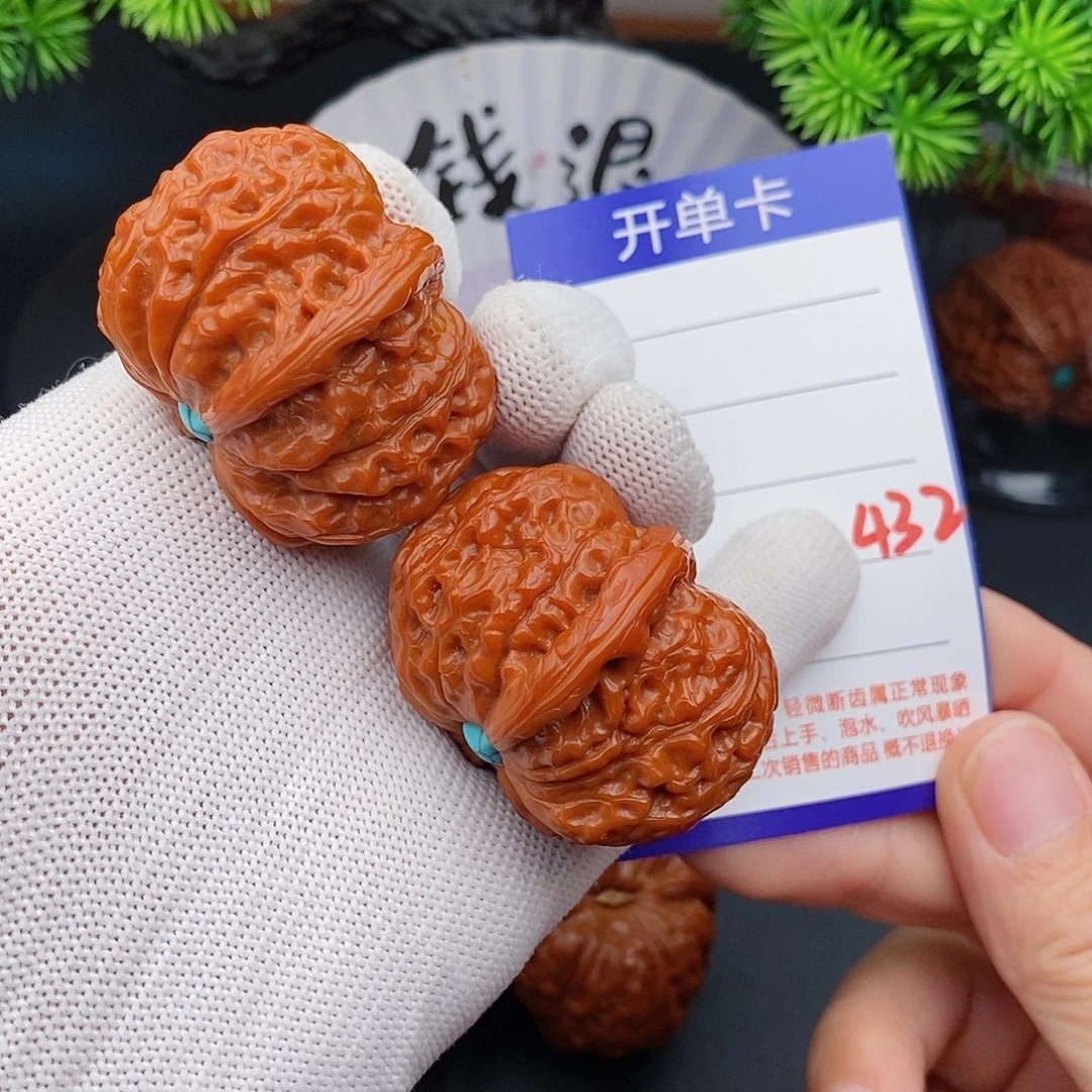 刀***◤文玩核桃把件39血麒麟432