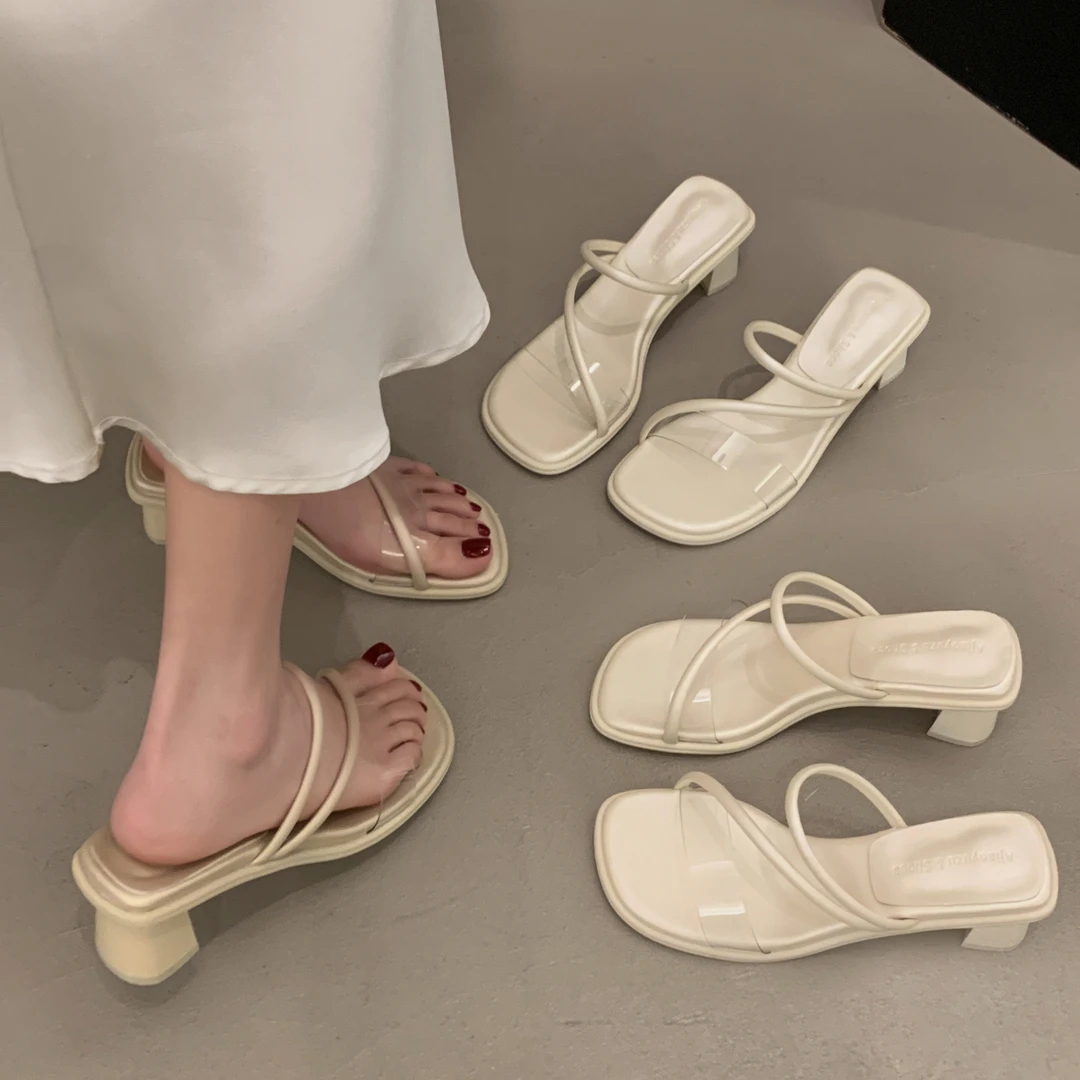 贾不假凉拖鞋女款2025夏季新款一字带超火粗跟外穿时尚绝美高跟鞋