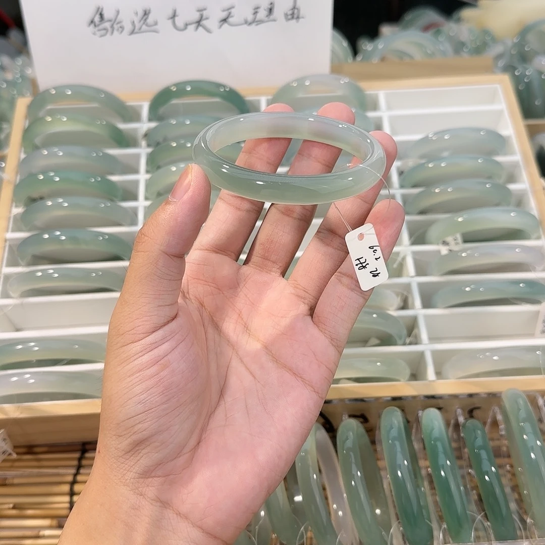 手镯玛瑙/玉髓未镶嵌圈口60.2