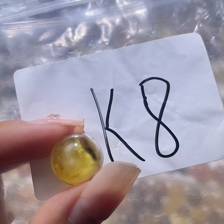 琥珀未镶嵌裸石14.5福利