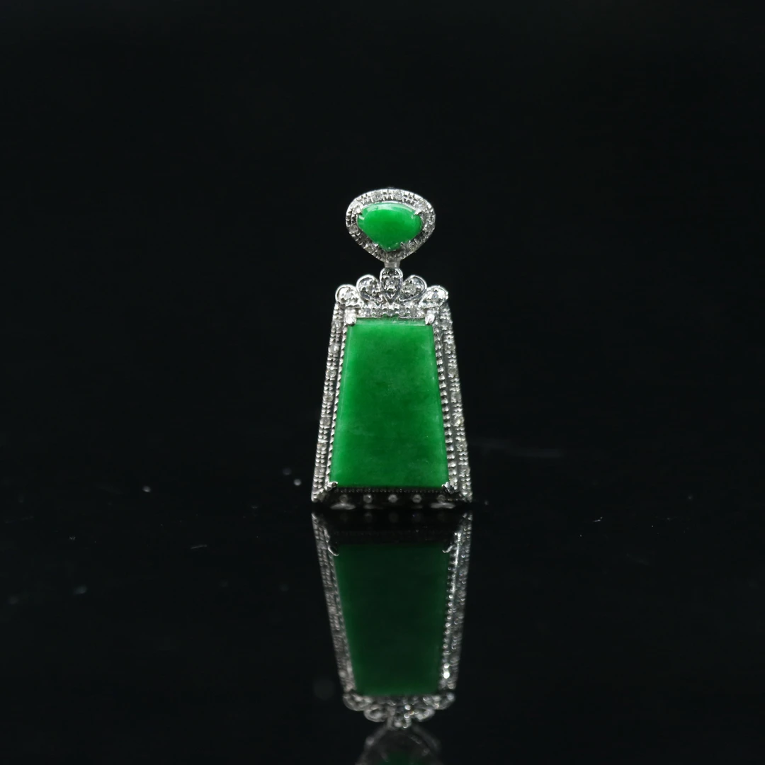 FC16天然缅甸翡翠A货18k绿无事牌/700484/保利厦门拍卖