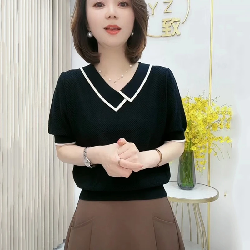 新款冰丝短袖t恤女夏季薄款针织小衫洋气百搭撞色遮肚子v领上衣