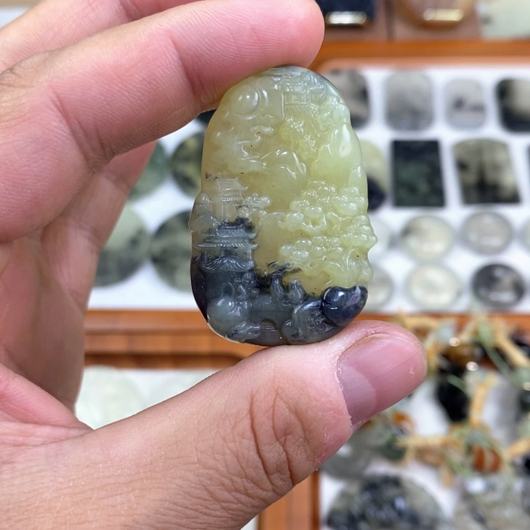 岫玉未镶嵌颈饰岫玉山水牌吊坠