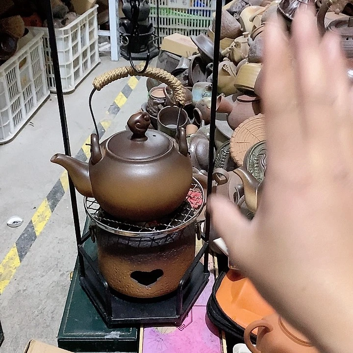 瓷片荷花的一种色彩和对比度气息