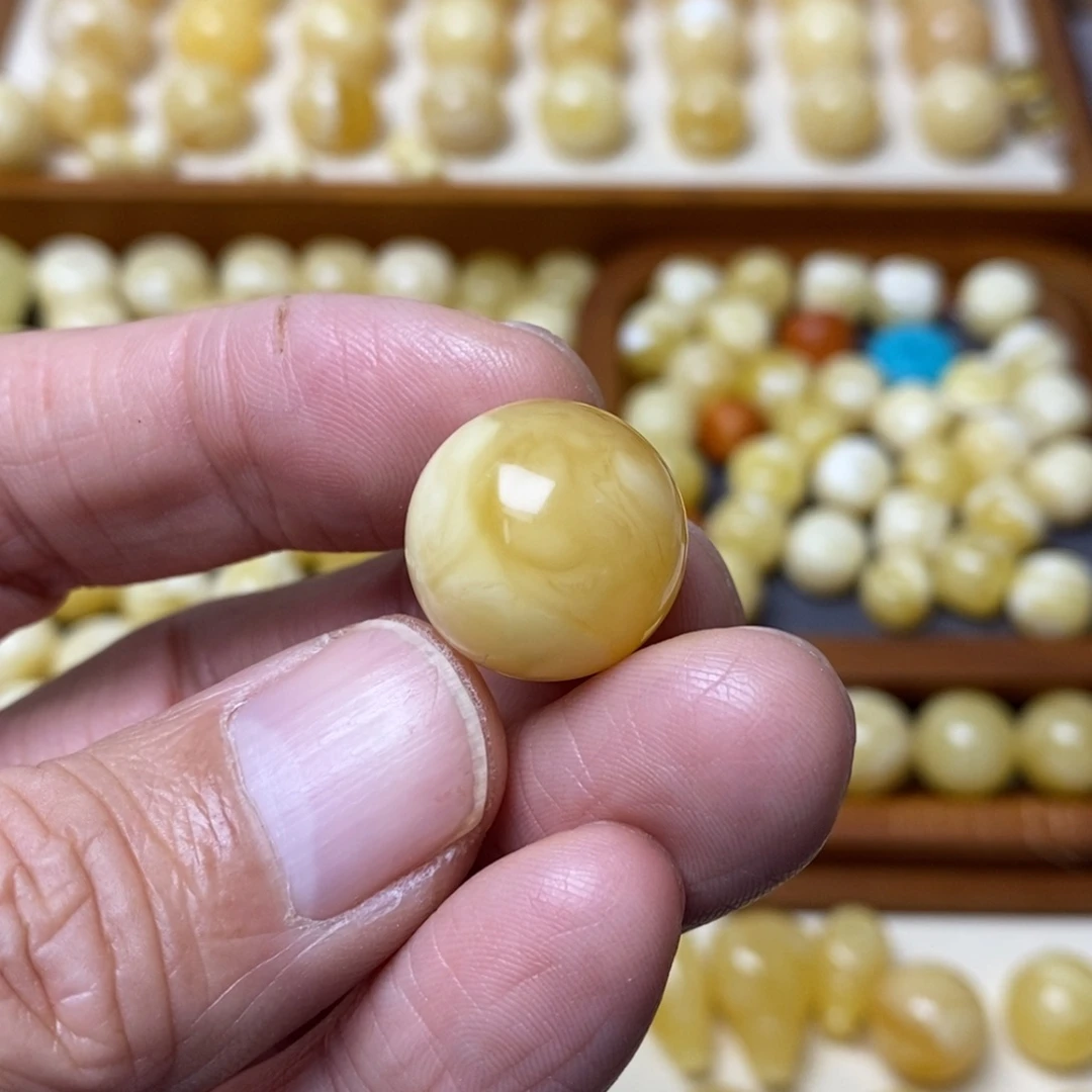 琥珀画蜜蜡未镶嵌贵*