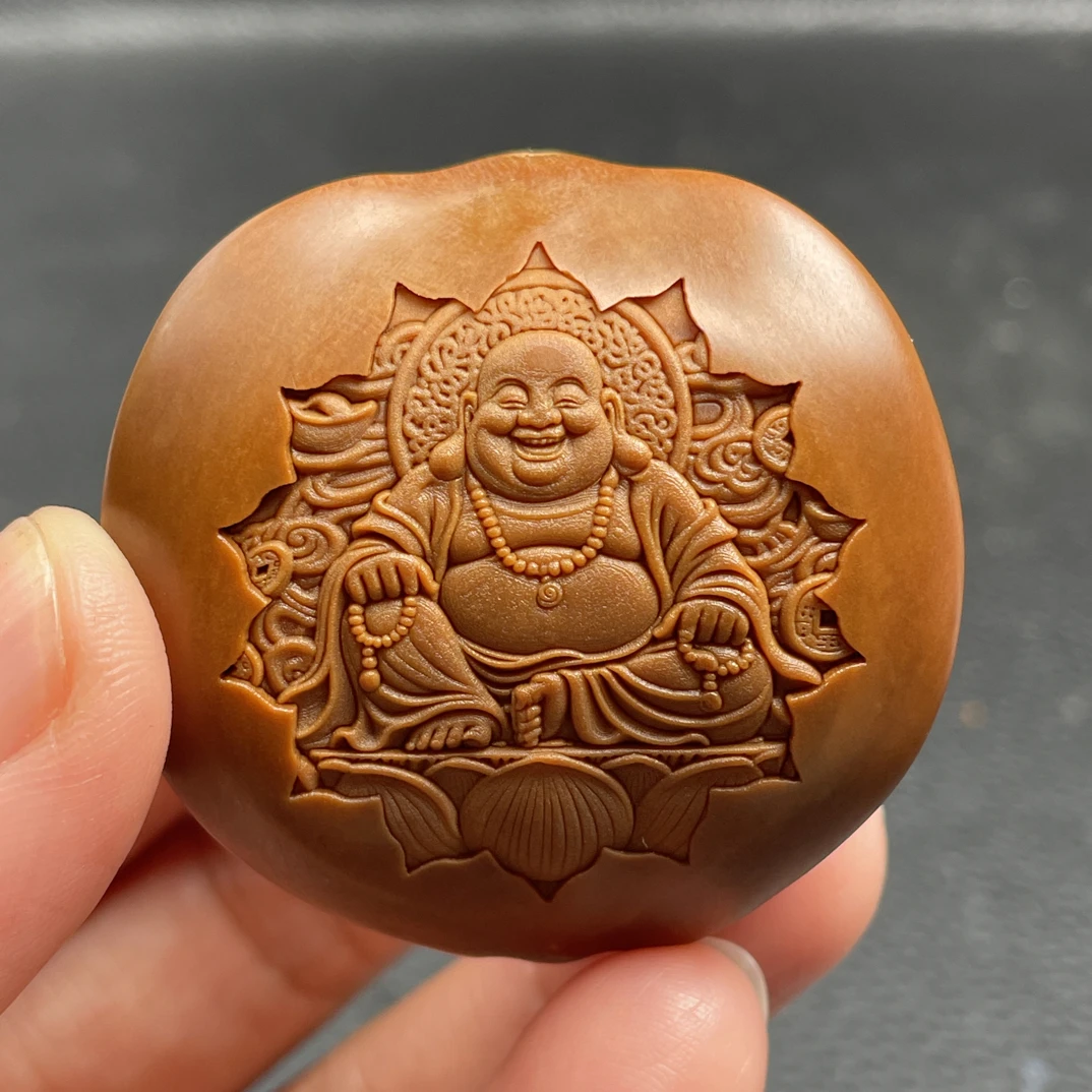 新款橄榄核进口大榄4.2弥勒佛手把件